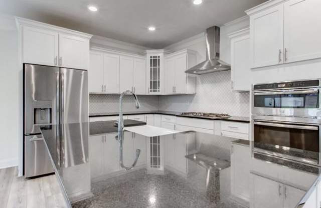 235 Highview Drive - 235 Highview Drive, Johnston County, NC 27504