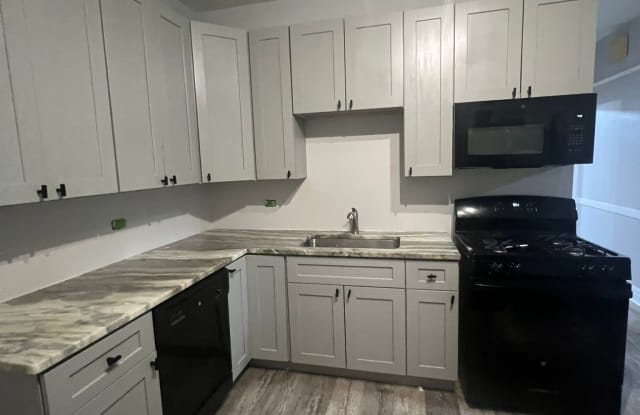 2125 Euclid Avenue - 2 - 2125 Euclid Avenue, Berwyn, IL 60402