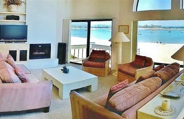 831 Anacapa Court Gallery 4