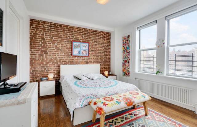 125 West 76th Street Gallery 4