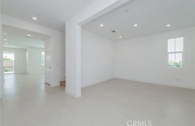 26208 Meadow Drive Gallery 1