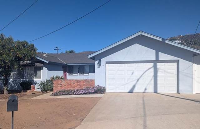 Single Story Home 4 bedroom + Enclosed patio  Pool photos photos Single Story Home 4 bedroom + Enclosed patio  Pool photos photos