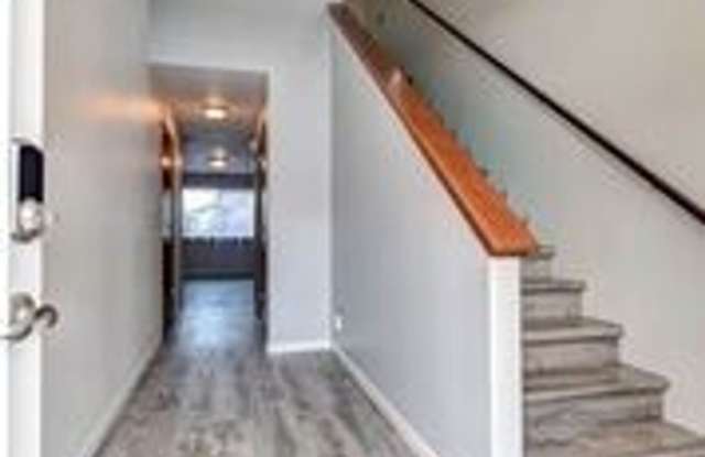 219 92nd St SW Gallery 3