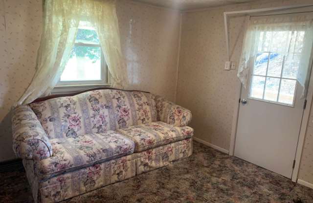 2 bedroom home in Harpers Ferry, WV Gallery 3