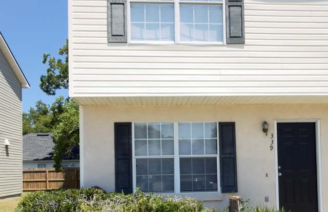 339 Brookfield Road photos photos