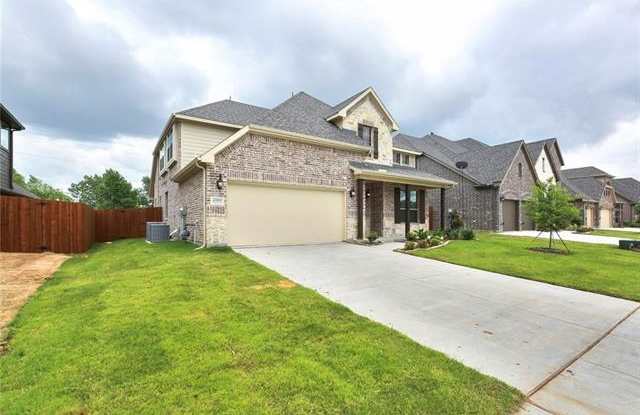 4909 Ambergate Lane Gallery 3