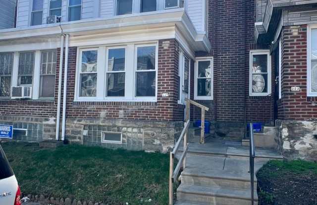 Stunning 3-Bedroom Townhome with Finished Basement in Olney! Available May 1st! photos photos