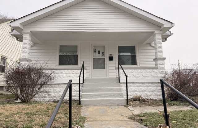 841 Hazel Street photos photos