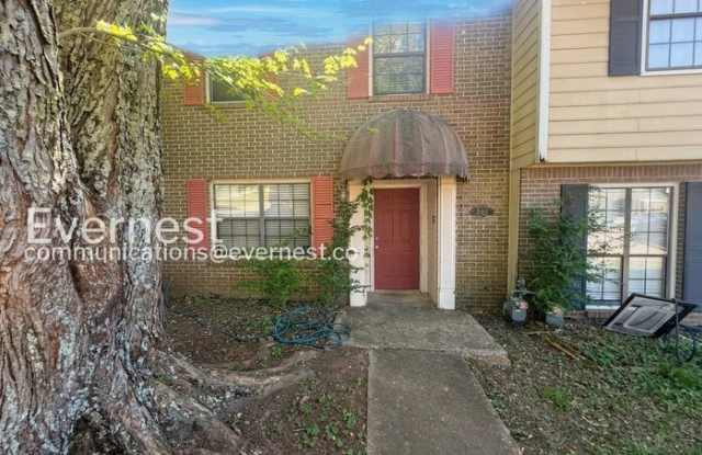 2543 Hampstead Drive photos photos