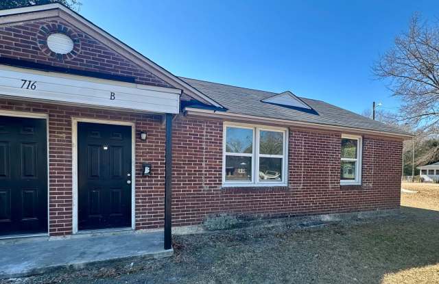 716 B photos photos 716 B photos photos