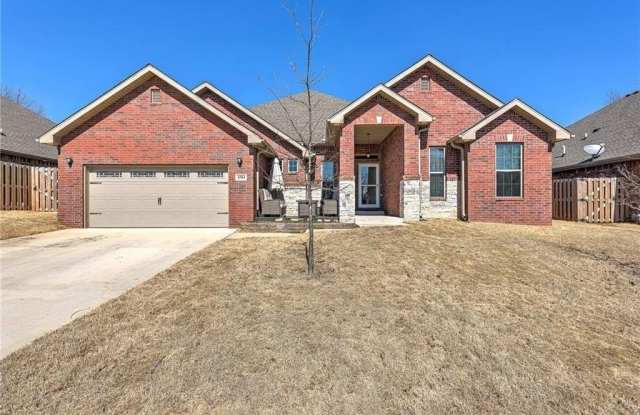 4504  SW Plumley  AVE photos photos