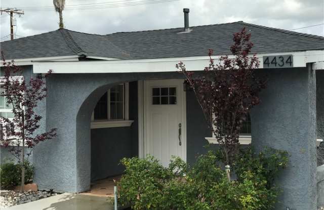 4434 Los Serranos Boulevard Gallery 2