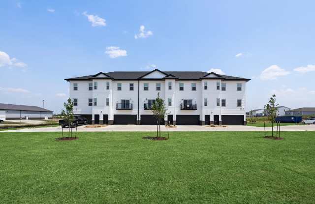 Twin Oaks Apartments photos photos