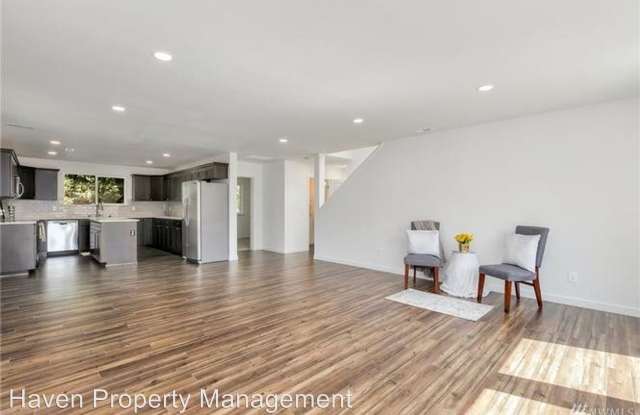 15302 4th Ave Court E Gallery 3