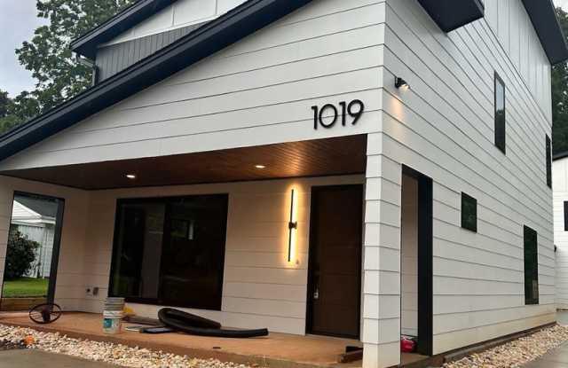 Brand New Luxury 3BD, 2.5BA Downtown Raleigh Townhome with a Private Fenced Yard, No Shared Walls  a 2-Car Attached Garage photos photos
