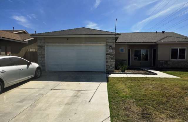 Modern 4BR House in Porterville! photos photos