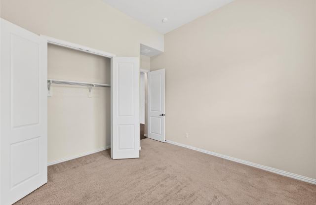 5629 Grove Cove Drive Gallery 3