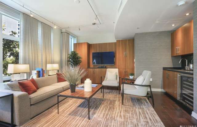 489 Harrison Street Gallery 2