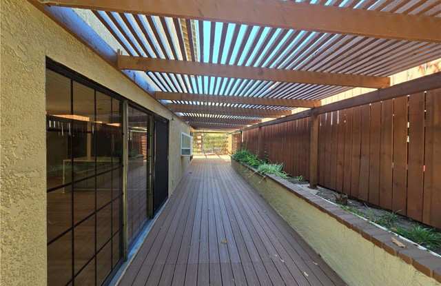 3255 Henrietta Avenue Gallery 2