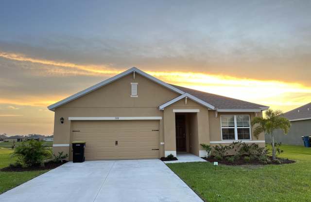 388 Guinevere Drive SW photos photos