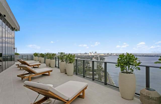 3015 S YSABELLA Avenue Gallery 4