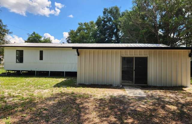 Fresh & Fully Renovated 2 Bed Home with FENCED YARD. Gallery 1