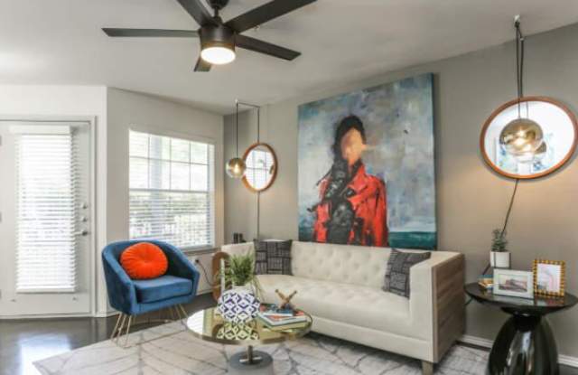 416 Treeline Park Gallery 1
