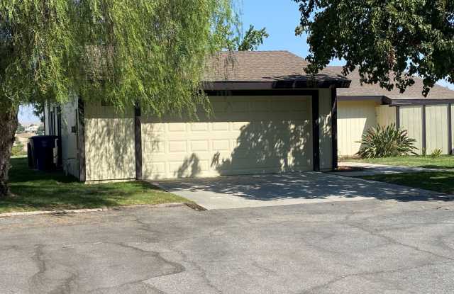 17130 ADVANTAGE POINTE COURT - 17130 Advantage Pointe Court, Bakersfield, CA 93306