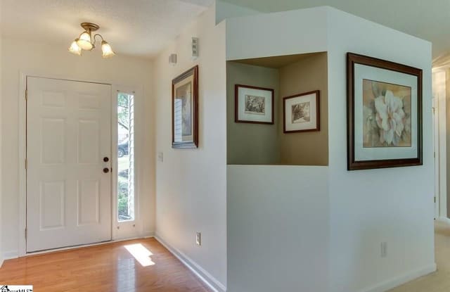 924 Breezewood Court Gallery 3