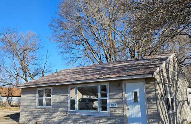 Pet Friendly Two Bedroom House photos photos