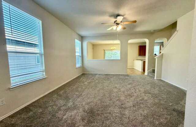 FOR RENT - Comfort & Convenience Near Alamo Ranch Gallery 4