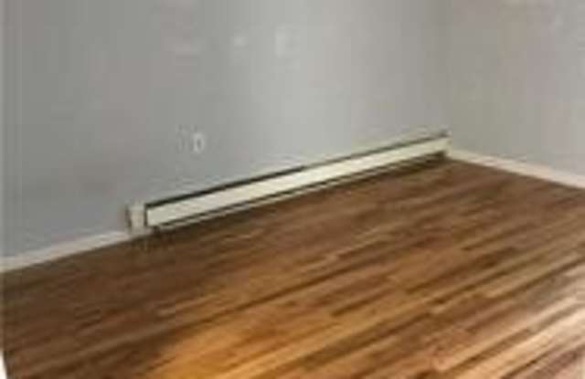 144 Vermont  St Gallery 3