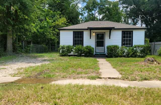 2B/1B Home Available in Lake Charles photos photos 2B/1B Home Available in Lake Charles photos photos