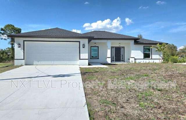 423 NE 31st St photos photos