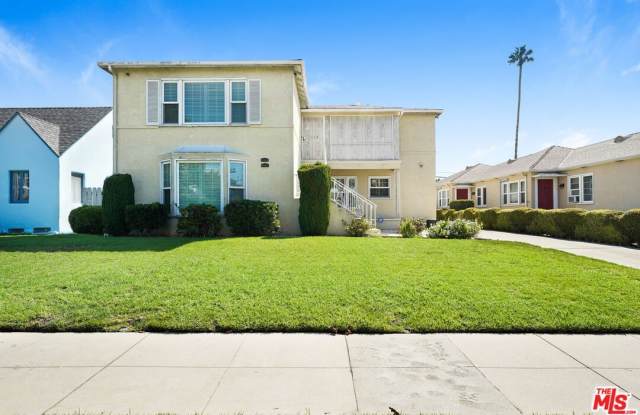 1428 S Genesee Ave photos photos