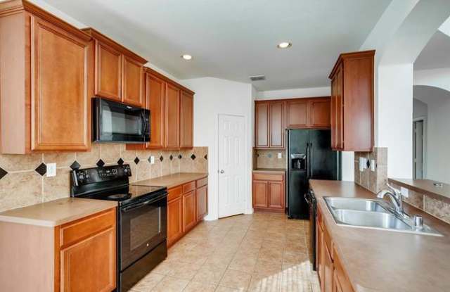 9120 Water Oak Drive Gallery 4