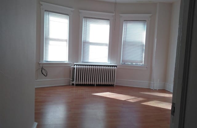 5 S Elberon Ave - 5 Elberon Avenue, Atlantic City, NJ 08401
