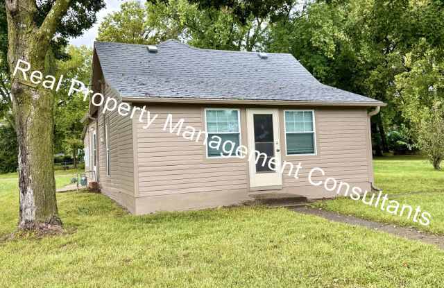 3 Bedroom with Spacious Backyard photos photos