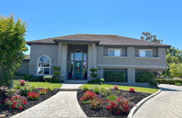 4 Bedroom, 3 Bath Home in Ridgemark Golf & Country Club photos photos 4 Bedroom, 3 Bath Home in Ridgemark Golf & Country Club photos photos