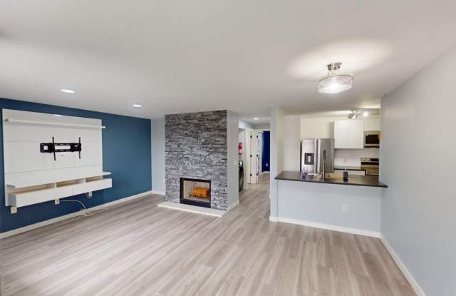 Luxury Condo, Close To Nike  Intel, Detached Garage, Water, Sewer Garbage Included photos photos