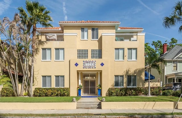 908 ROME AVENUE S - 908 South Rome Avenue, Tampa, FL 33606