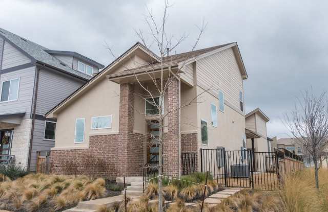 Crestview Station Community! North Lamar / 183 Area - 7507 Wildcat Pass, Austin, TX 78757