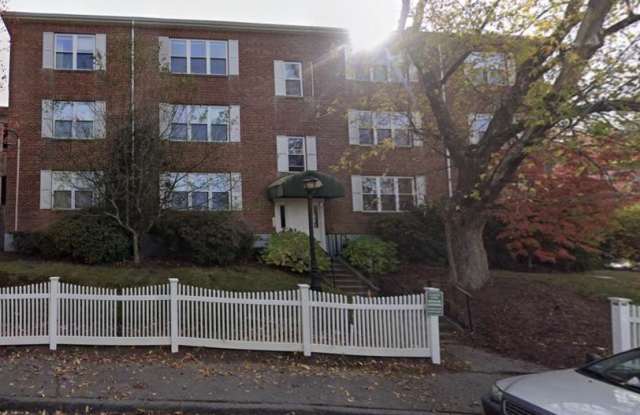 152 Newton St. photos photos