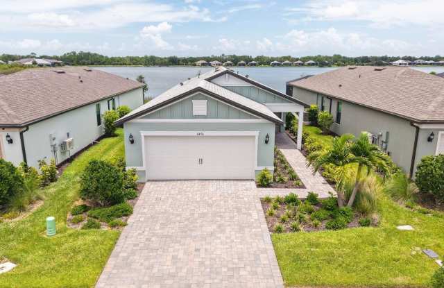 6476 SILVERSTAR DRIVE photos photos