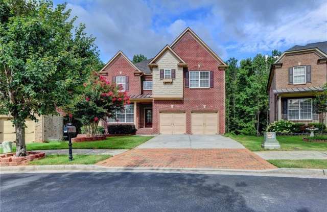 2511 Royston Drive Gallery 1