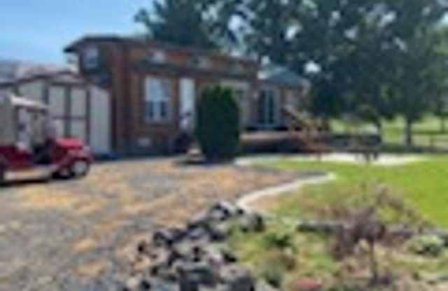 Mardon/ Potholes Tiny Home- Hunting/ Fishing/ Golfing/ Community Events - 7037 Washington 262, Grant County, WA 99344