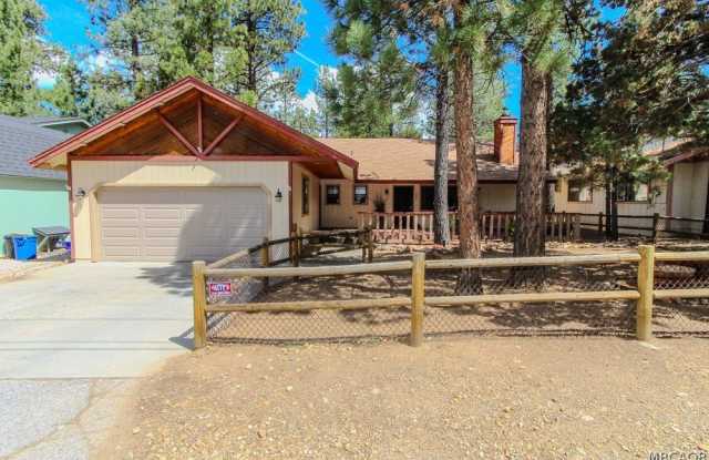 1064 Pine Lane photos photos