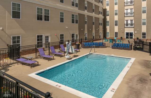 Attain Shockoe photos photos