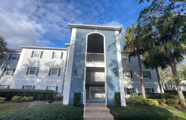Newly Renovated 2 BED/2.5 BATH Condo in Longwood! photos photos