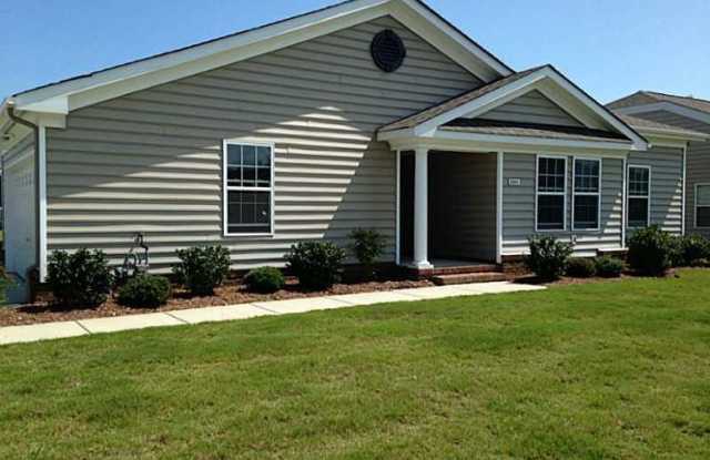 2501 Queens Point Drive photos photos